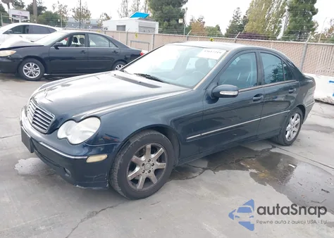 2001 Mercedes-Benz C 320 from USA, damaged, VIN WDBRF64JX1F043754